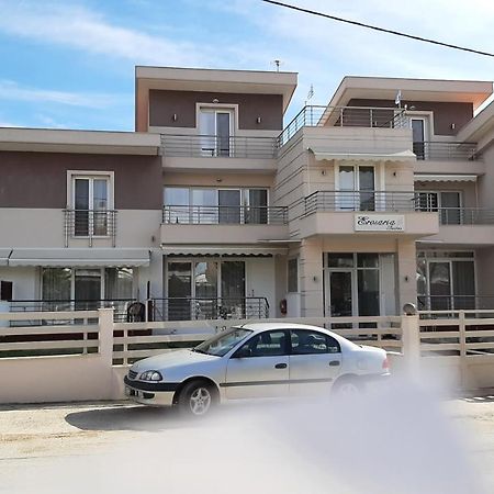 Erosaria Suites Nikiti  Bagian luar foto