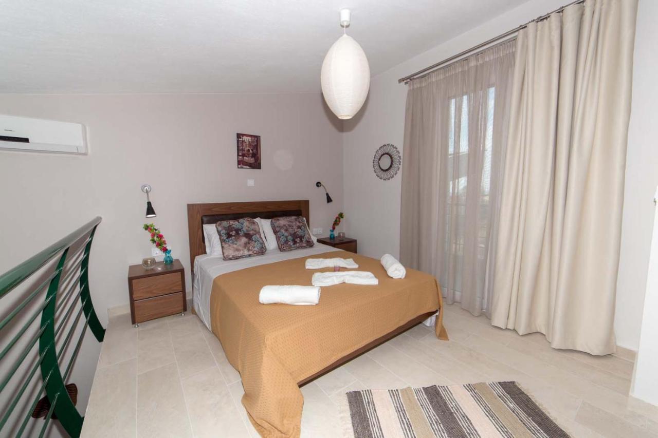 Erosaria Suites Nikiti  Bagian luar foto
