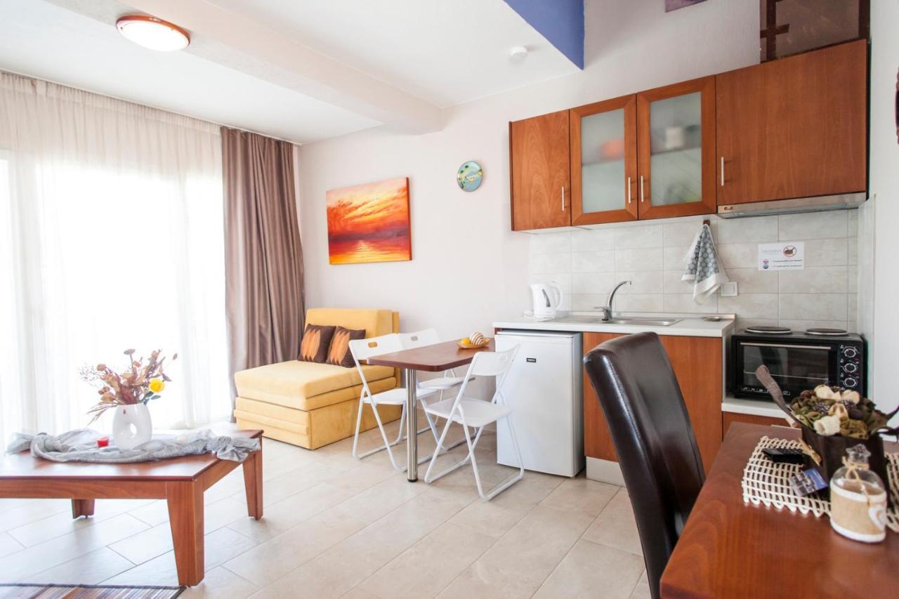 Erosaria Suites Nikiti  Bagian luar foto