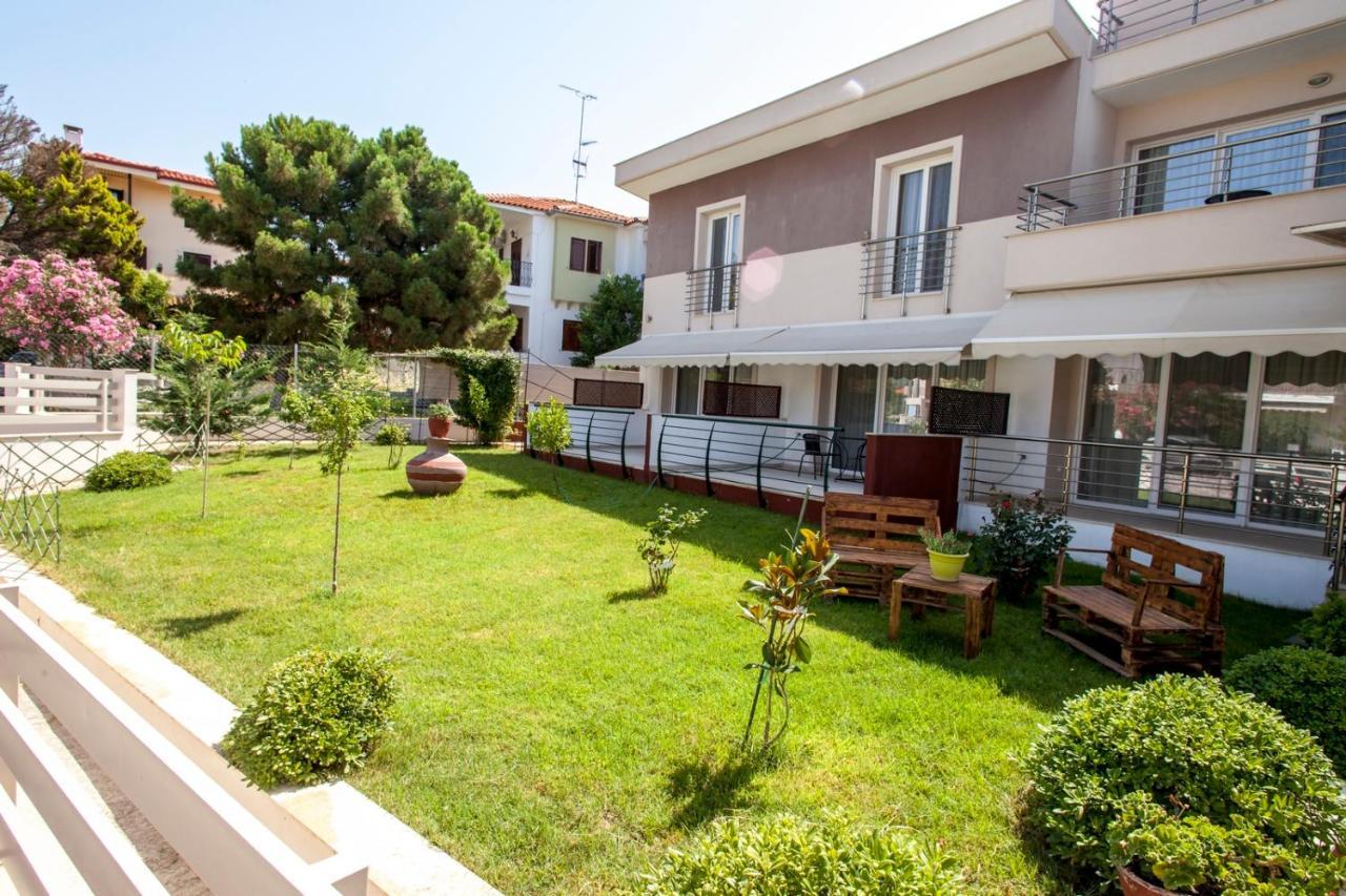 Erosaria Suites Nikiti  Bagian luar foto