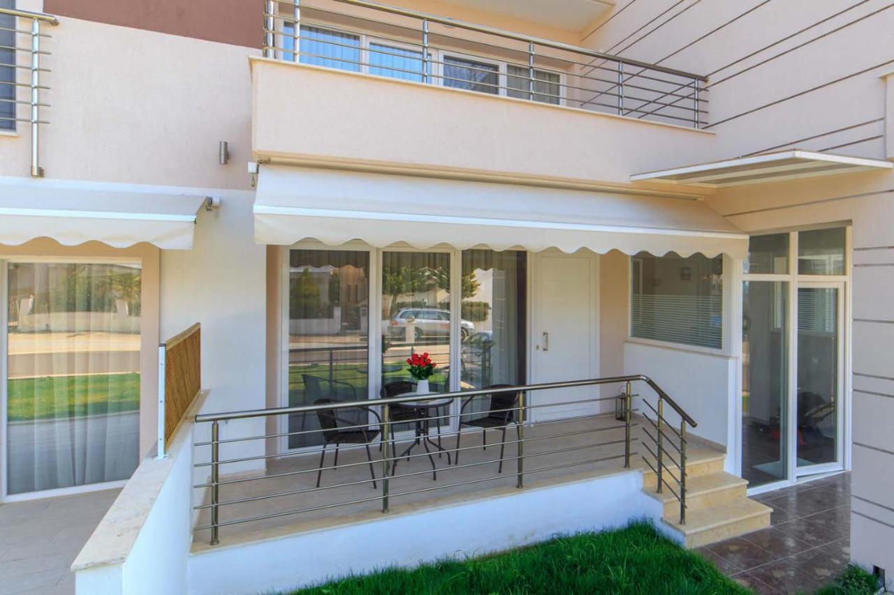 Erosaria Suites Nikiti  Bagian luar foto