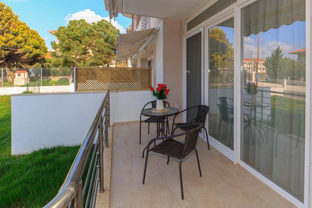 Erosaria Suites Nikiti  Bagian luar foto