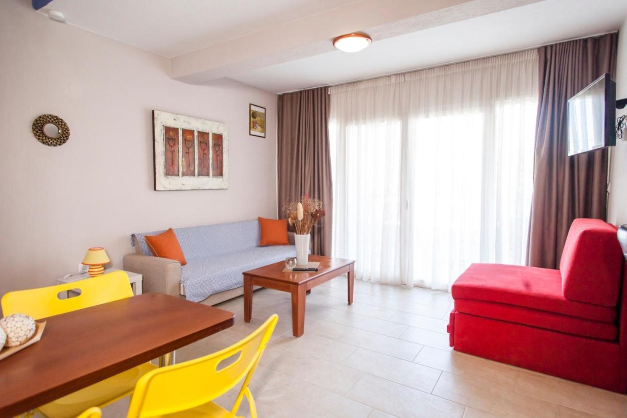 Erosaria Suites Nikiti  Bagian luar foto