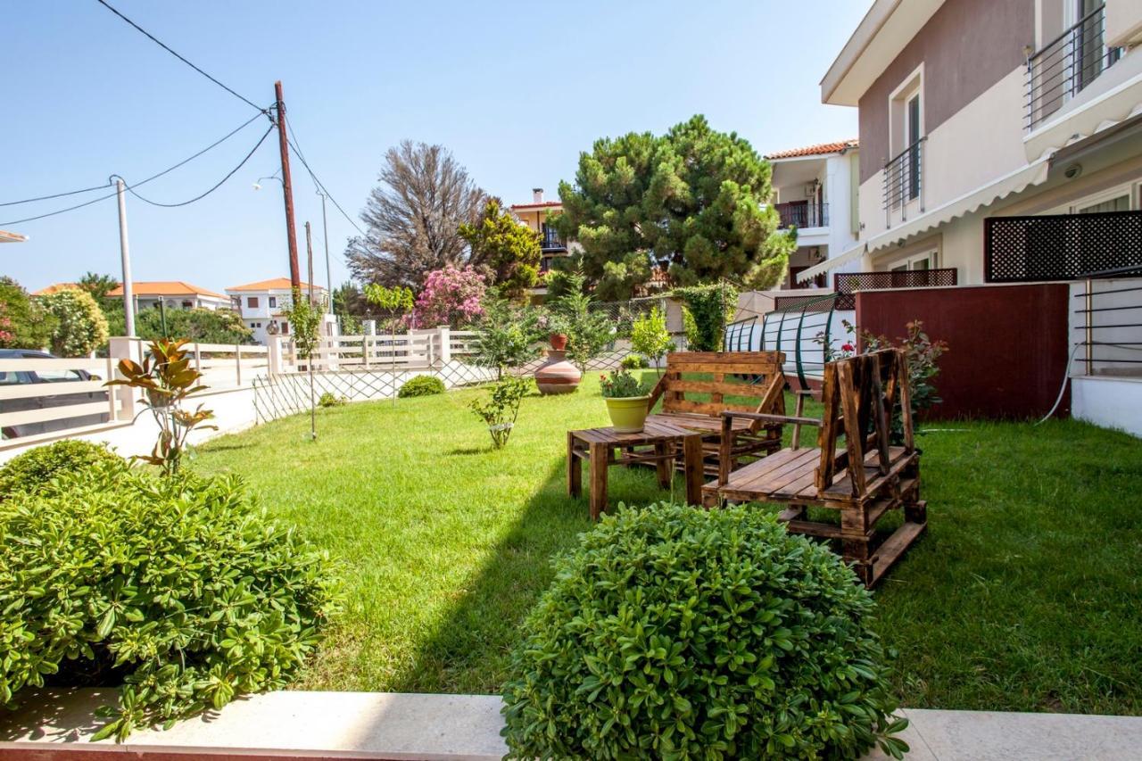 Erosaria Suites Nikiti  Bagian luar foto