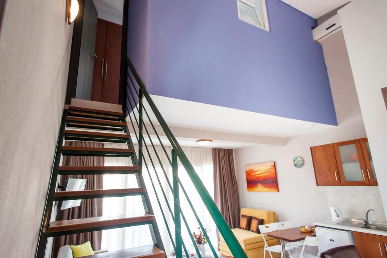 Erosaria Suites Nikiti  Bagian luar foto