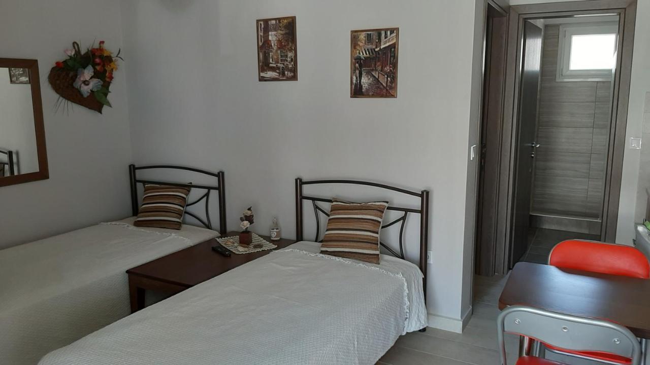 Erosaria Suites Nikiti  Bagian luar foto